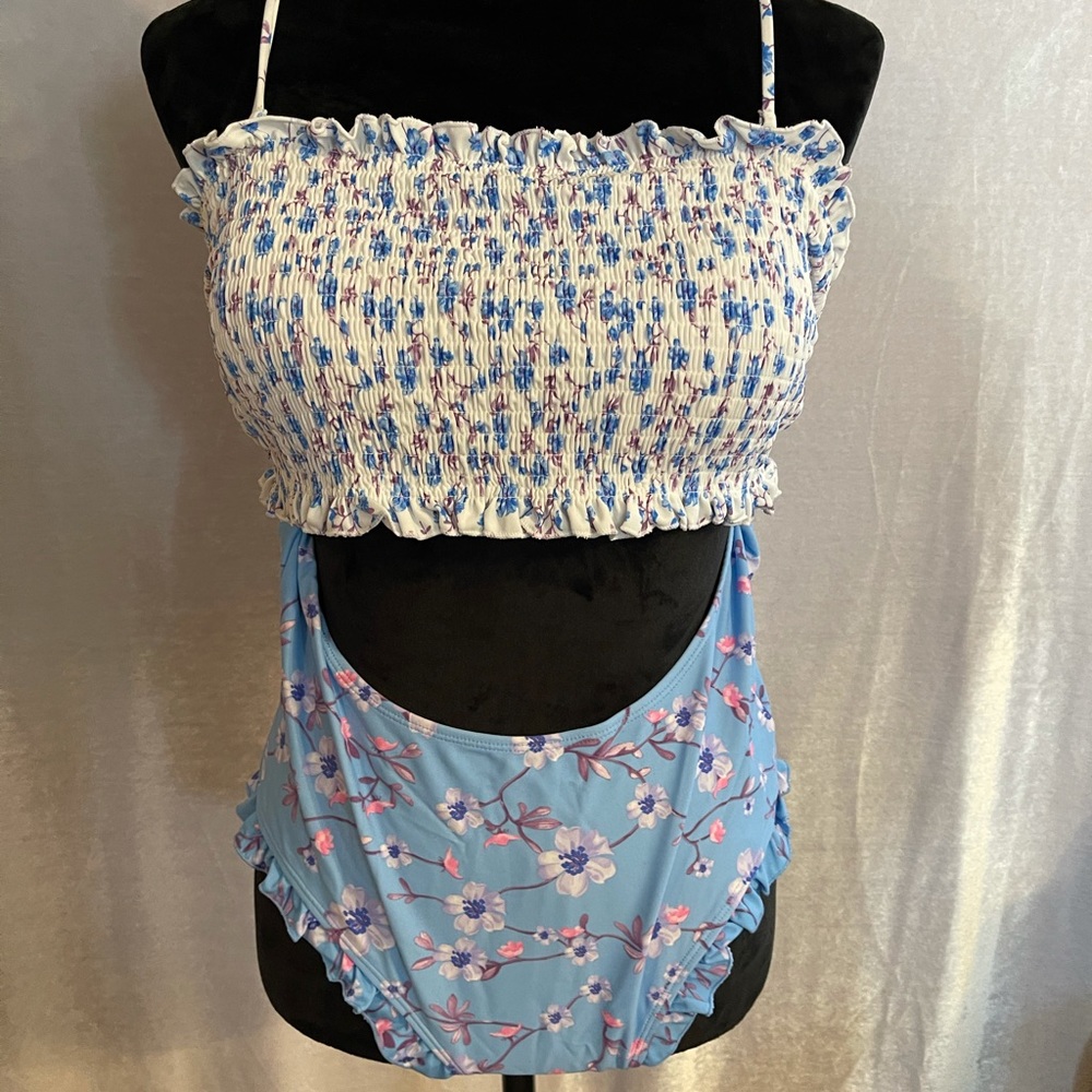 Bathing suit